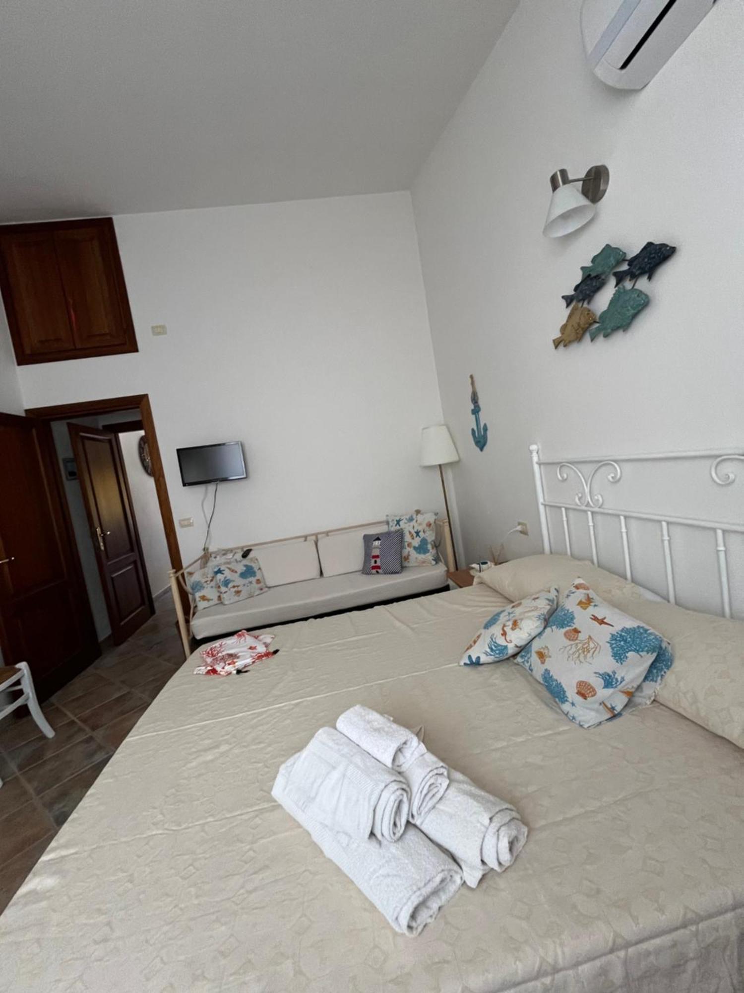 B&Bcoccole San Teodoro  Exterior photo